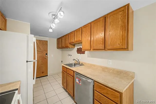 7957 Chase Circle #190 Arvada, CO 80003