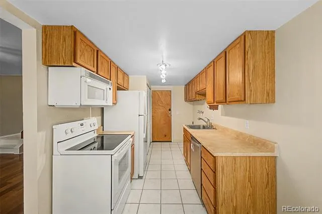 7957 Chase Circle #190 Arvada, CO 80003
