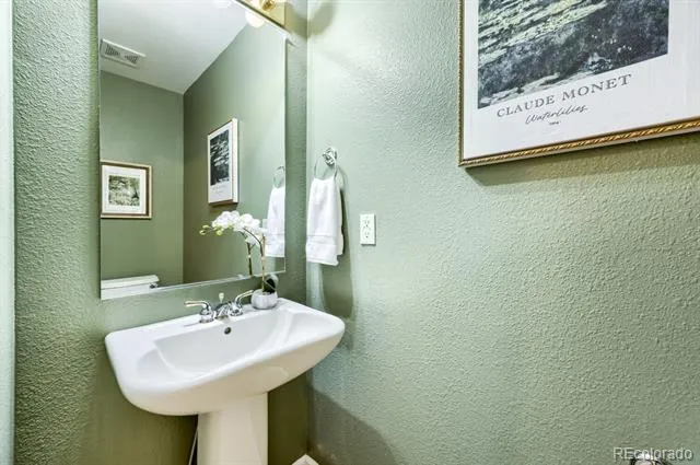 4703 Sunlight Lane Broomfield, CO 80023