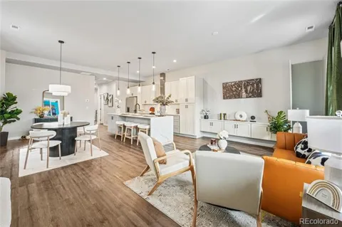 2949 Glenarm Place