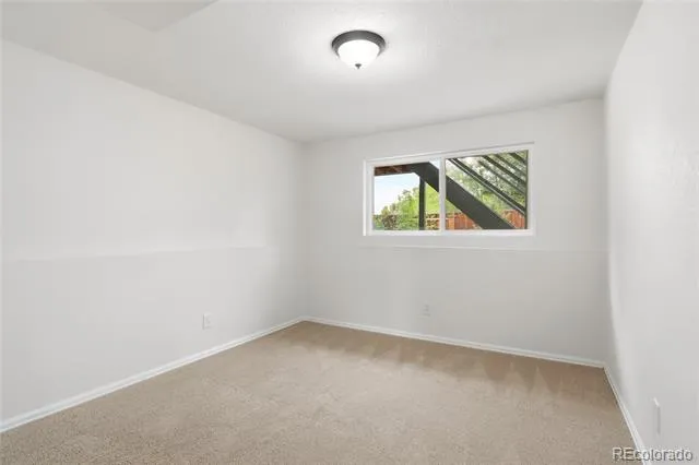 3227 S Hoyt Way Lakewood, CO 80227