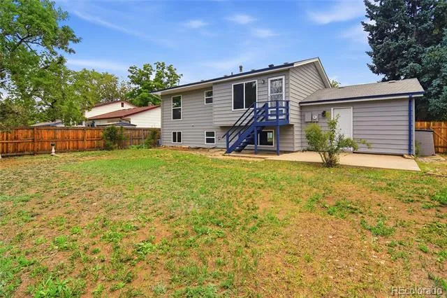 3227 S Hoyt Way Lakewood, CO 80227