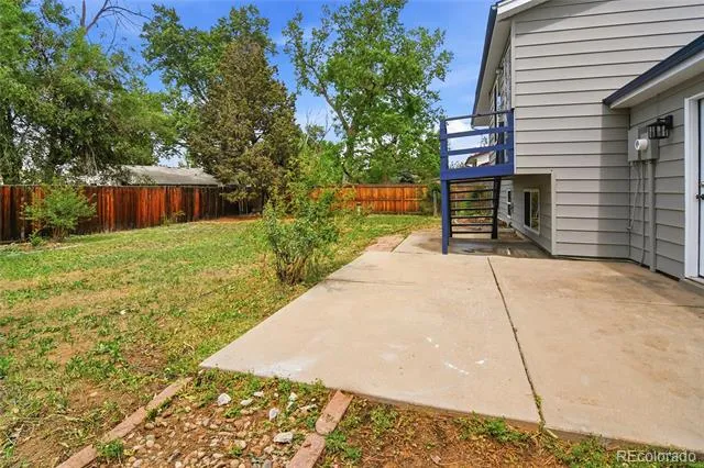 3227 S Hoyt Way Lakewood, CO 80227