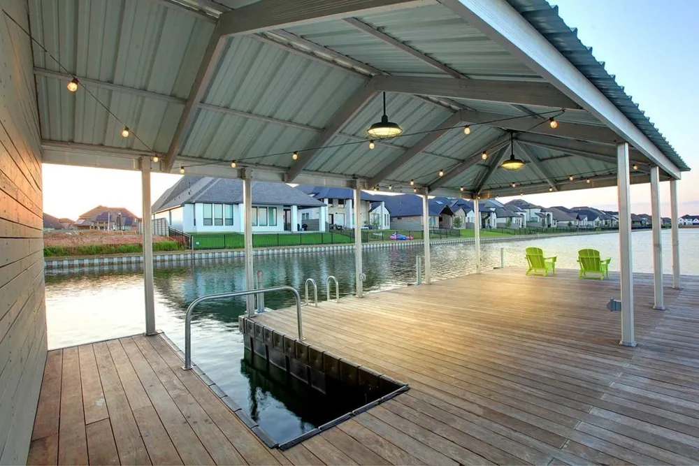 5319 Mango Bluffs Street Manvel, TX 77578
