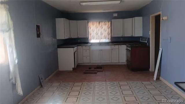 937 Elm Avenue Las Animas, CO 81054