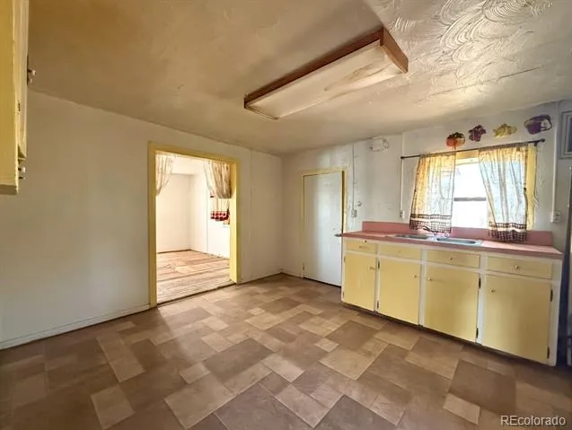 709 Beaubien Avenue Fort Garland, CO 81133
