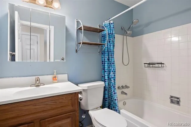 3347 S Laredo Court Aurora, CO 80013