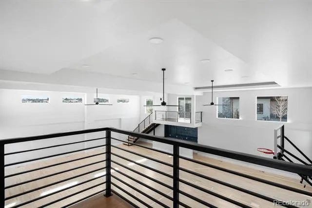 6954 S Espana Way Centennial, CO 80016
