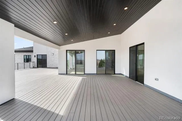 6954 S Espana Way Centennial, CO 80016