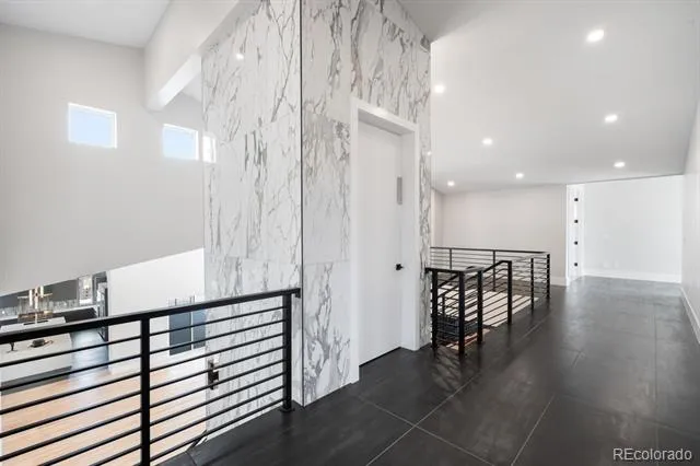 6954 S Espana Way Centennial, CO 80016