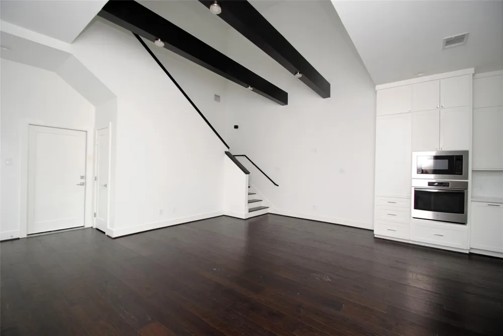 7707 Jacquelyn Oaks Road Houston, TX 77055