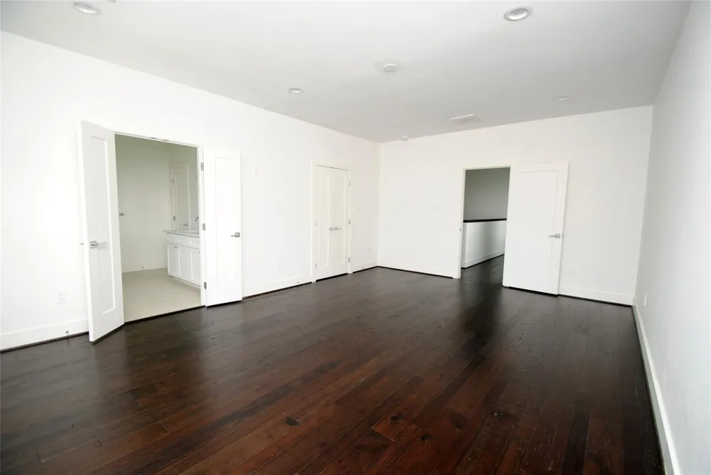 7707 Jacquelyn Oaks Road Houston, TX 77055