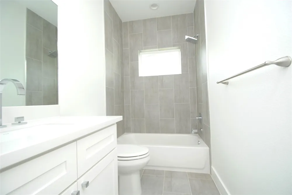 7707 Jacquelyn Oaks Road Houston, TX 77055