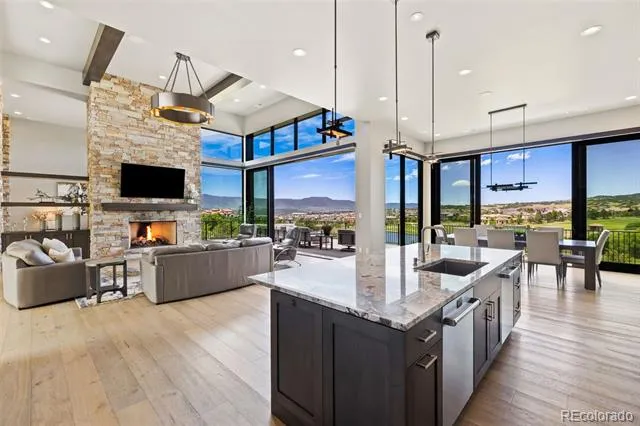1484 Vine Cliff Heights Colorado Springs, CO 80921