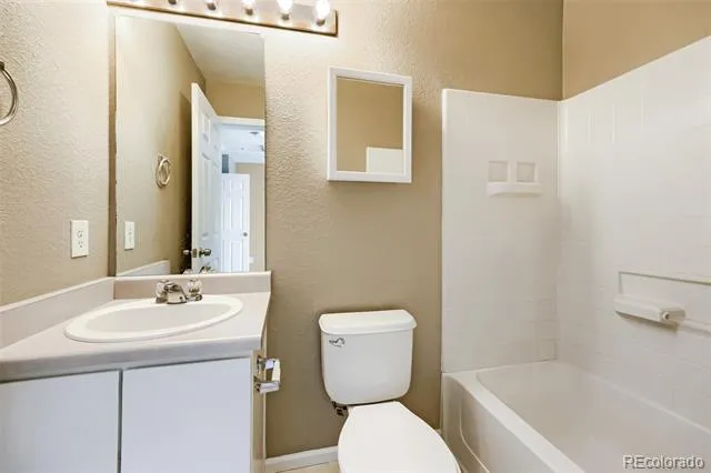 5559 Netherland Street Denver, CO 80249