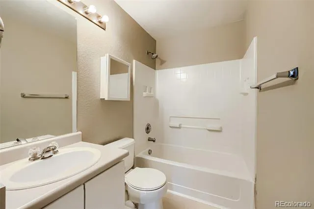 5559 Netherland Street Denver, CO 80249