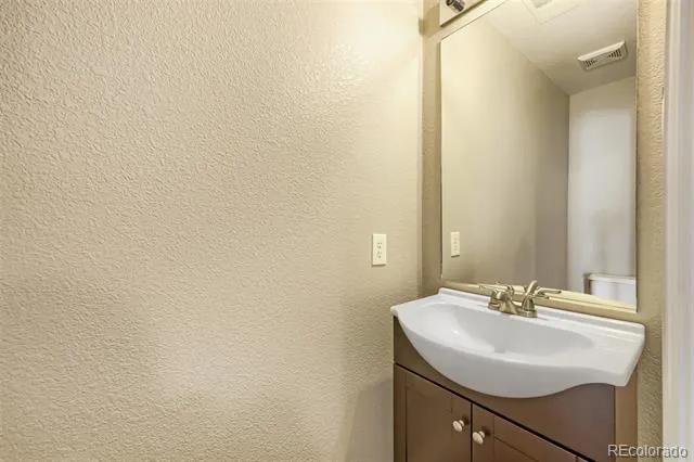 5559 Netherland Street Denver, CO 80249