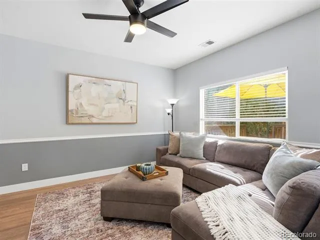 339 Ivory Circle Aurora, CO 80011