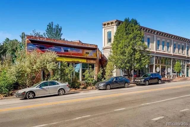 1922 W 38th Avenue Denver, CO 80211