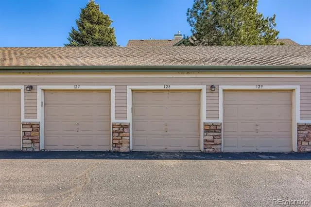 8358 S Independence Circle #105 Littleton, CO 80128