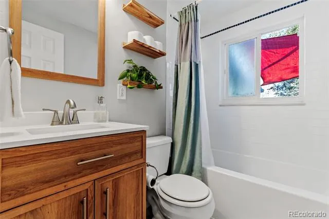 13436 Fitzsimons Way Aurora, CO 80011