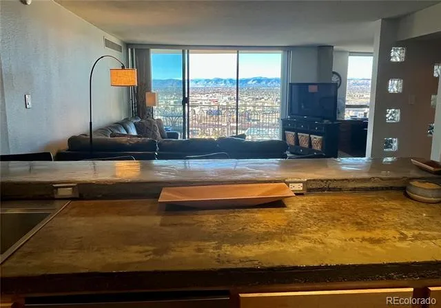 1020 15th Street #33A Denver, CO 80202