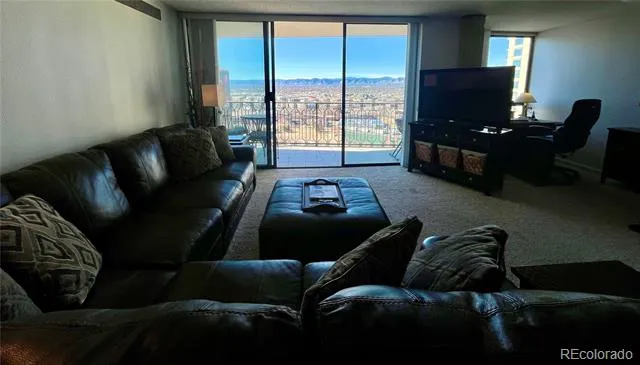 1020 15th Street #33A Denver, CO 80202