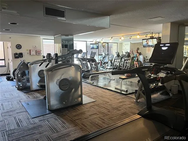 1020 15th Street #33A Denver, CO 80202