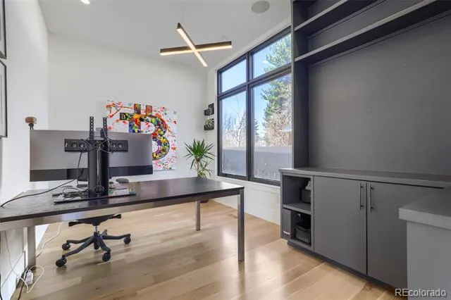 301 Krameria Street Denver, CO 80220