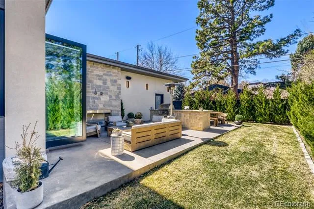 301 Krameria Street Denver, CO 80220
