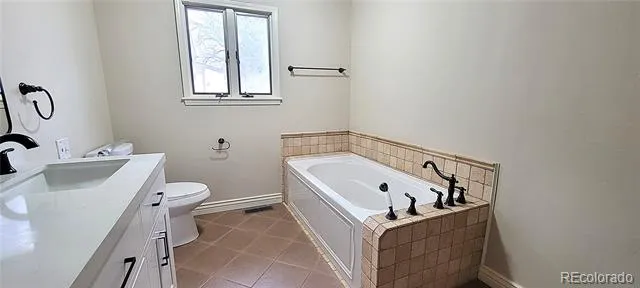 315 W 5th Street Julesburg, CO 80737