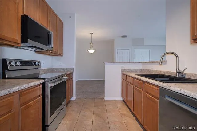 15700 E Jamison Drive #3-201 Englewood, CO 80112