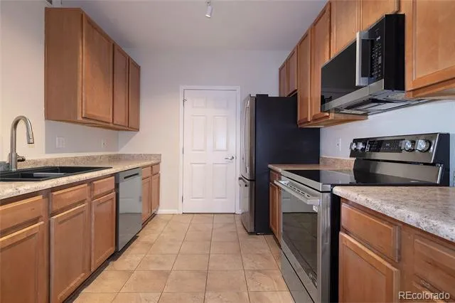 15700 E Jamison Drive #3-201 Englewood, CO 80112