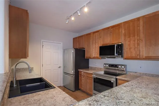 15700 E Jamison Drive #3-201 Englewood, CO 80112