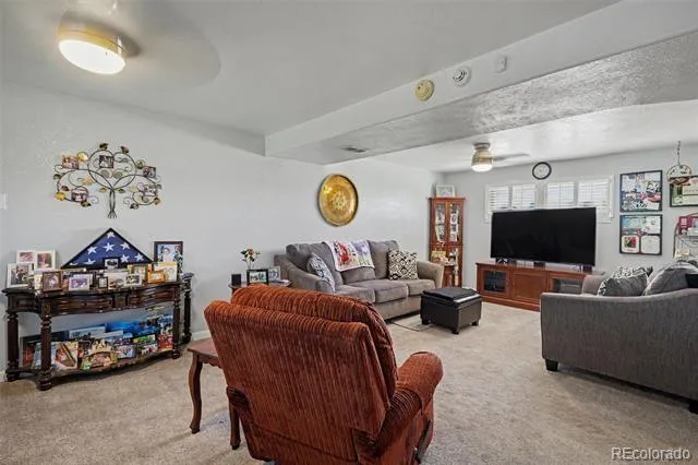 1014 Nepal Street Aurora, CO 80018