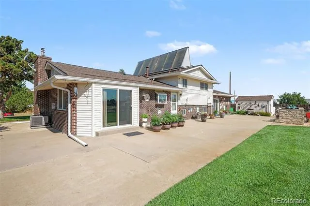 1014 Nepal Street Aurora, CO 80018