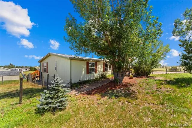 6245 Peerless Farms Road Peyton, CO 80831