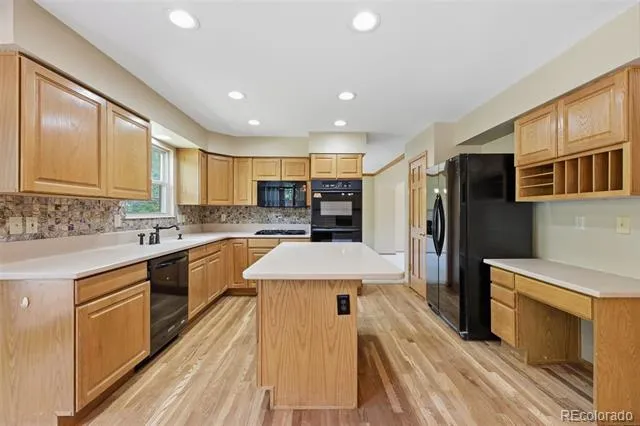 2265 Cloverdale Drive Colorado Springs, CO 80920