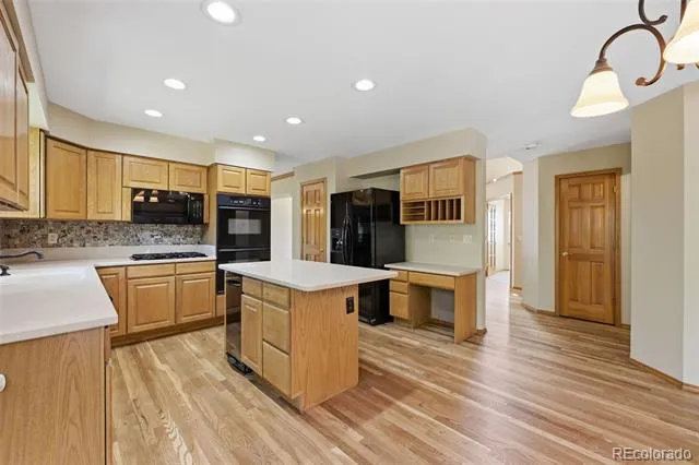 2265 Cloverdale Drive Colorado Springs, CO 80920