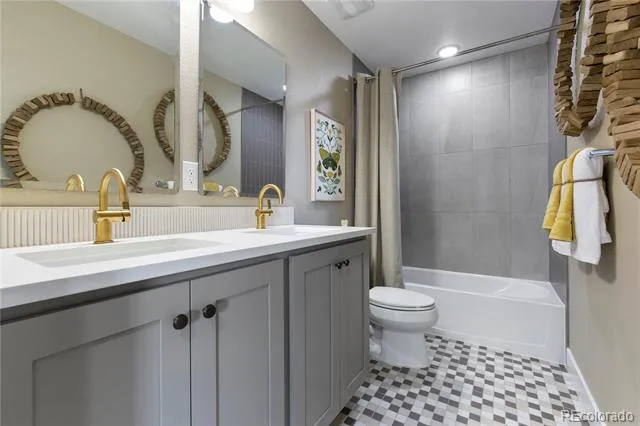 24200 E 54th Place Aurora, CO 80019
