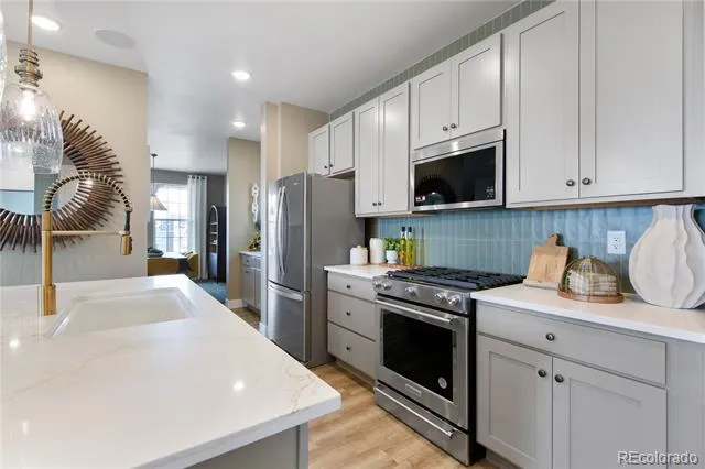 24200 E 54th Place Aurora, CO 80019