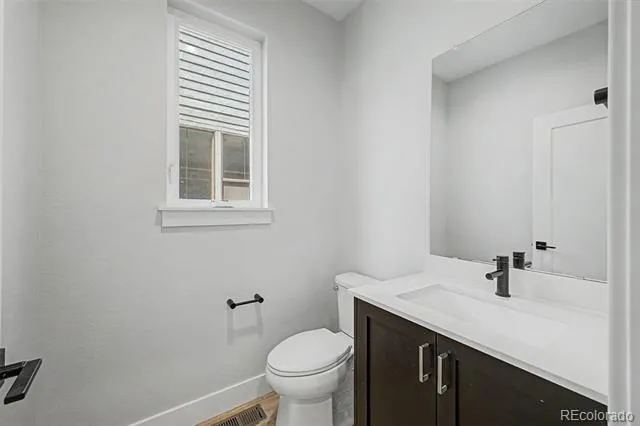 5612 Wheaton Avenue Longmont, CO 80503