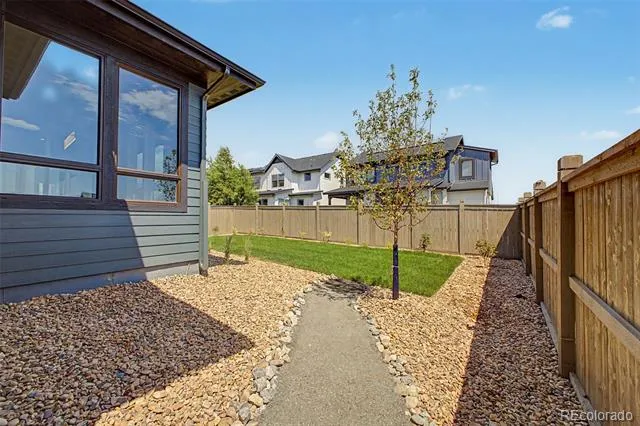 5612 Wheaton Avenue Longmont, CO 80503