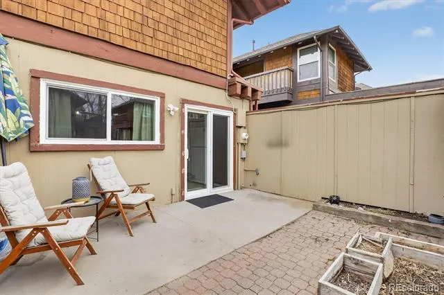 1257 S Dillon Way Aurora, CO 80012