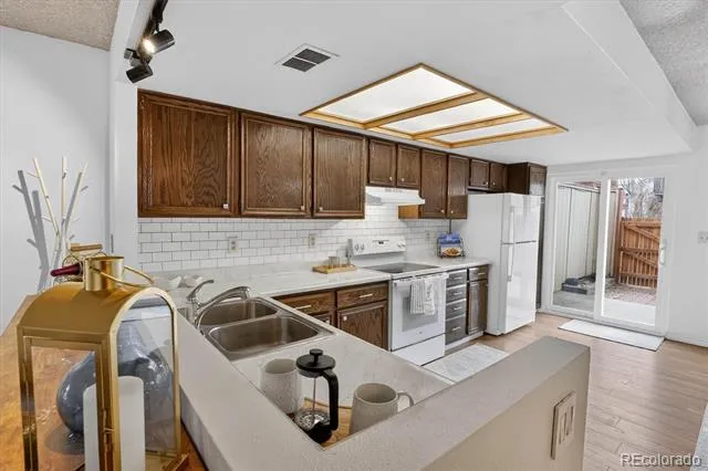 1257 S Dillon Way Aurora, CO 80012