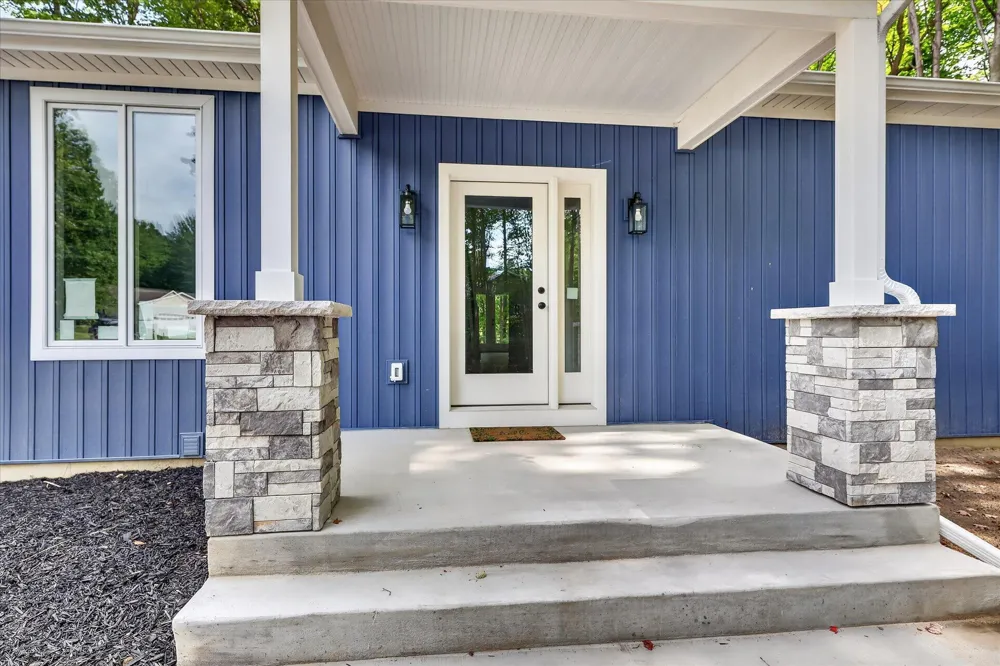 13165 Deer Creek Drive South Haven, MI 49090