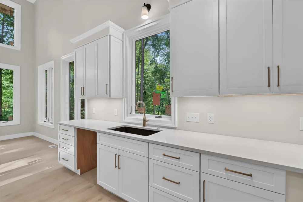 13165 Deer Creek Drive South Haven, MI 49090