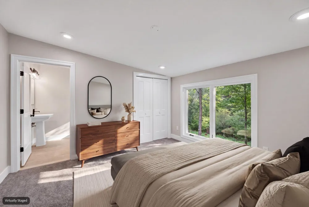 13165 Deer Creek Drive South Haven, MI 49090