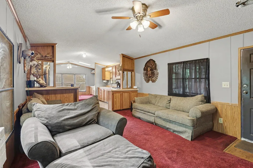 912 S Bossett Road Ravenna, MI 49451