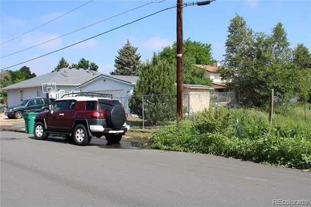 1053 Joplin Street Aurora, CO 80011